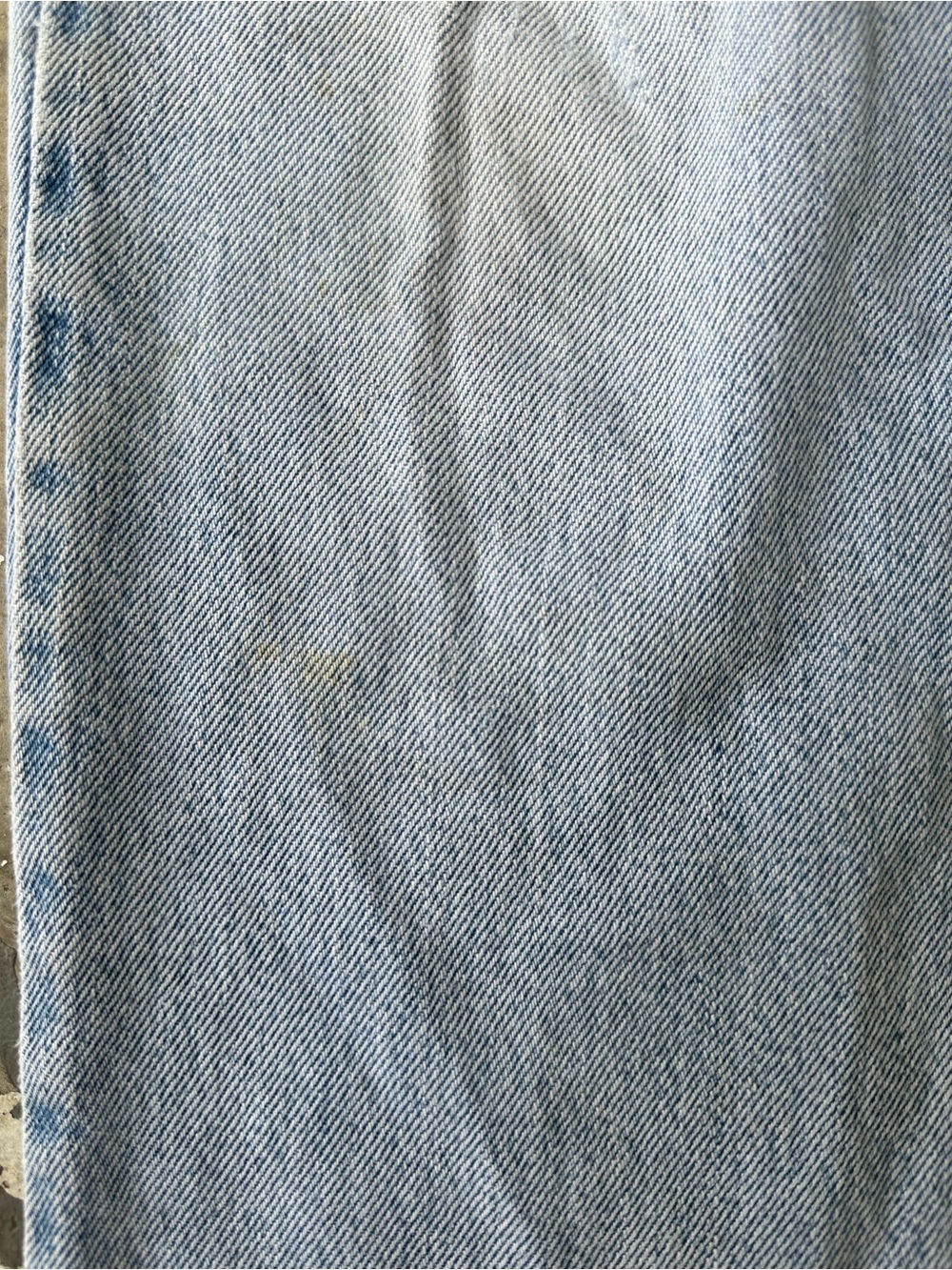 Vintage Levi’s Light Wash Men's Jeans - Classic Straight Fit - Picture 5 of 12
